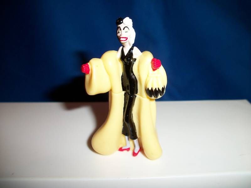 101 DALMATIANS Disney NESTLE MAGIC Figure CRUELLA DeVIL  