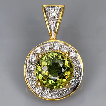   piece 100 % natural demantoid garnet from madagascar africa carat