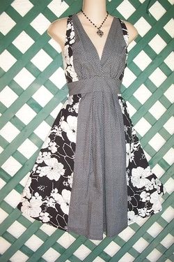 FLIRTY BLK/WHITE SUN SURPLICE DRESS L PARTY WEDDING NEW  