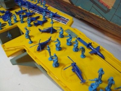   Mighty Matilda Motorized Aircraft Carrier + Men Planes Choppers  