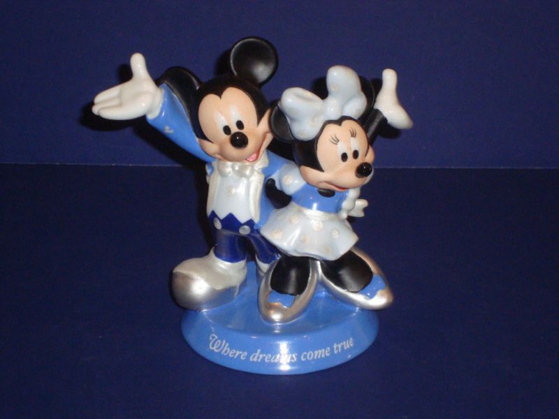 Disney Mickey Minnie Mouse Arribas Dance Figurine  