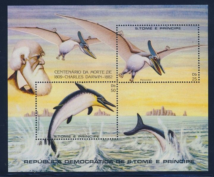 ST. THOMAS & PRINCE IS.   MINT NEVER HINGED DINOSAUR SOUVENIR SHEET 