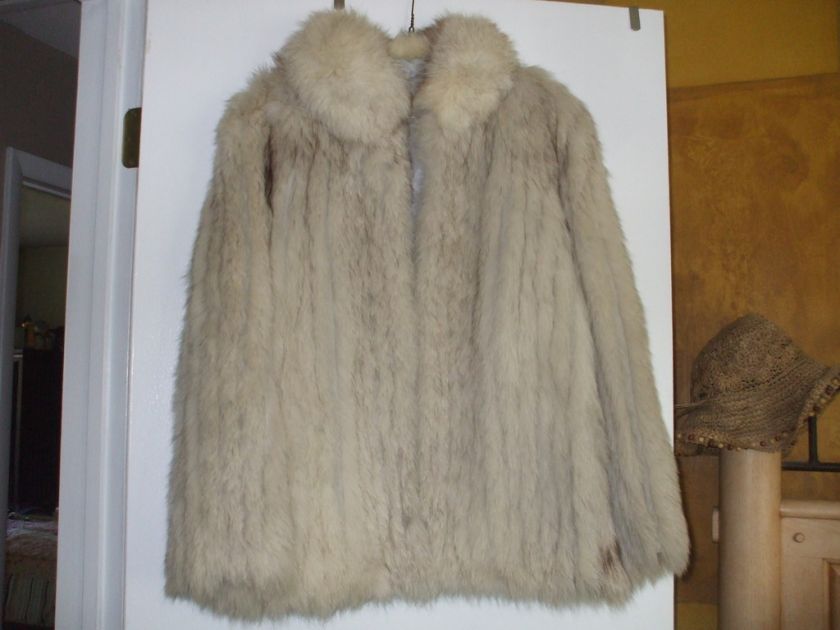 GORGEOUS SAGA SILVER FOX COAT LRG COLLAR SZ LARGE  