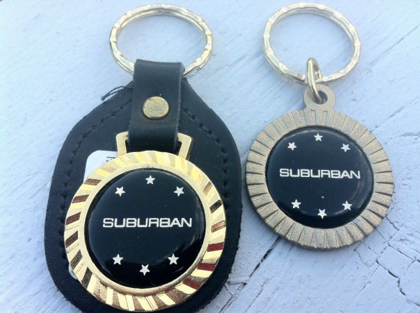 CHEVROLET SUBURBAN KEYRING SET   LEATHER & MEDALLION  