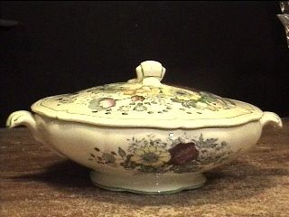 Woods   Burslem, England BOUQUET Lidded Vegetable Bowl  