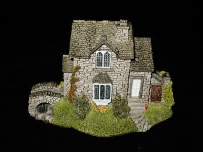 Lilliput Lane HELMERE COTTAGE, Signed, with Box & Deed  