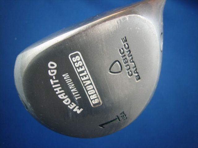 DRIVER CUBIC BALANCE 9° MEGAHIT GO GROOVELESS GOLF CLUB  