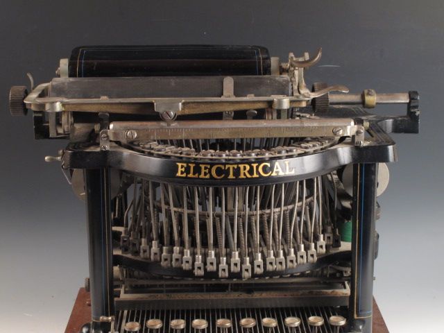 Vintage Electrical No. 2 Typewriter Cahill Universal  