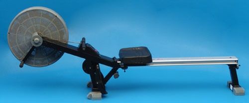 This rowing machine has been tested and is working perfectly. The foot 