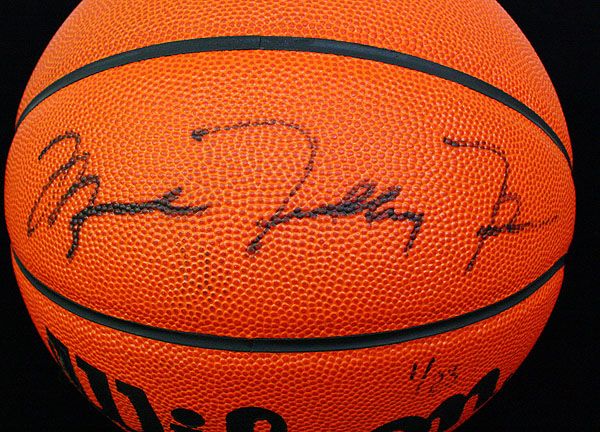 MICHAEL JEFFREY JORDAN SIGNED WILSON BASKETBALL BALL LE 1/23 UDA & PSA 