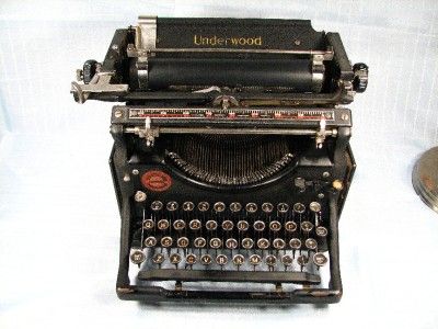 1926 UNDERWOOD # 5 TYPEWRITER w/ NOISE REDUCTION CASE  