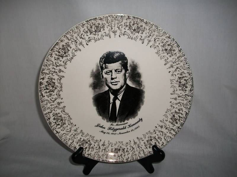 VINTAGE IN MEMORIAM JOHN FITZGERALD KENNEDY PLATE  