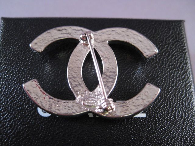 Auth CHANEL Classic Large CC Logo Pearl Pin Brooch  