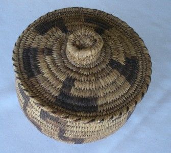 Ca. 1920 Papago lidded basket with straight sides, flat  