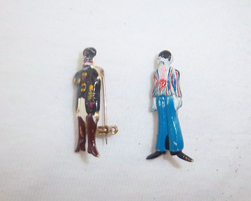 Vintage Yellow Submarine Pins KFS SUBA  