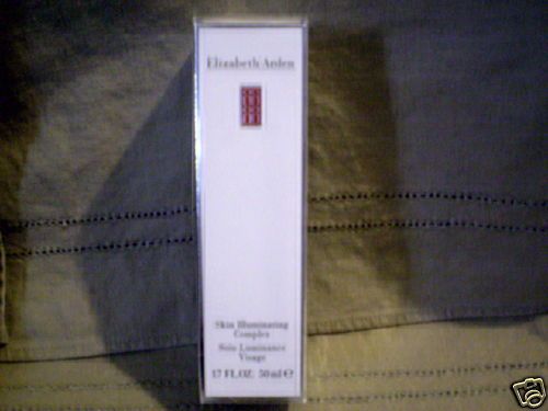 ELIZABETH ARDEN SKIN ILLUMINATING COMPLEX***  