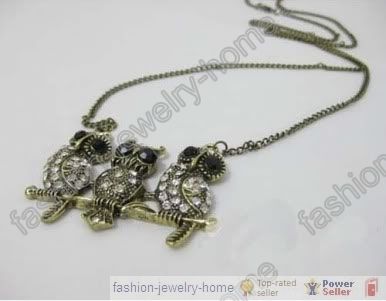 Fashio Vintage Bronzed clear crystal owl Necklace chain  