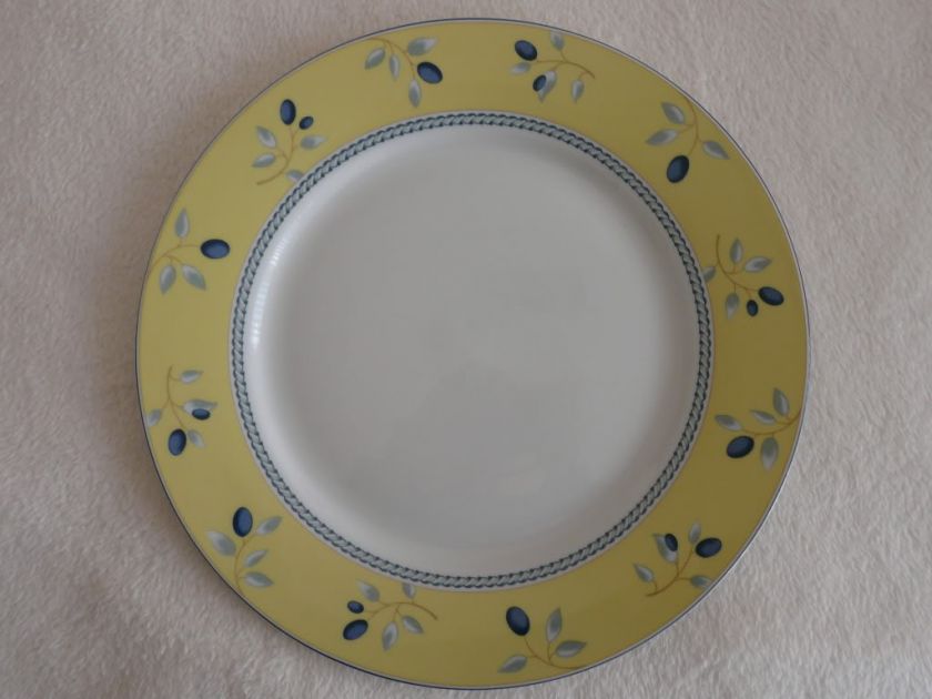 2005 ROYAL DOULTON BLUEBERRY 10 1/4 DINNER PLATE  