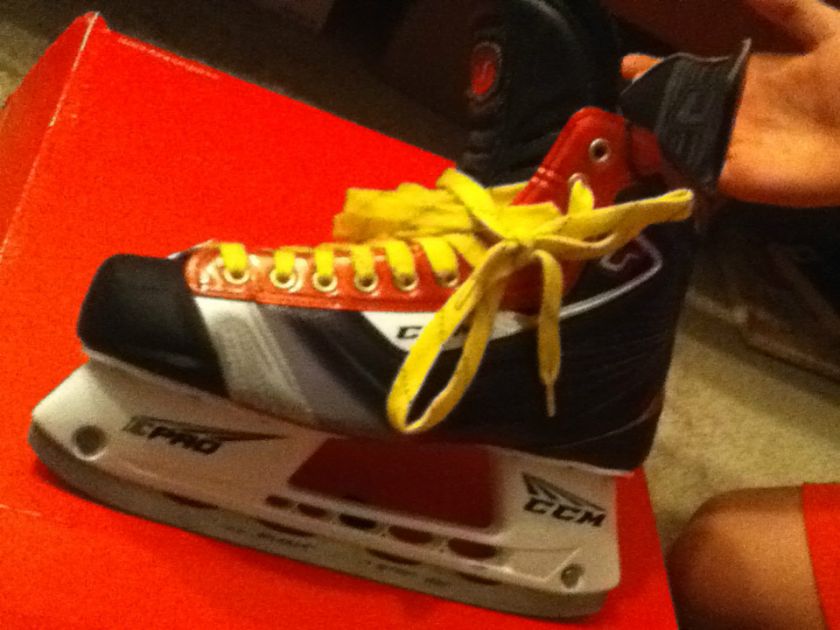 CCM OVI Edition Skates  