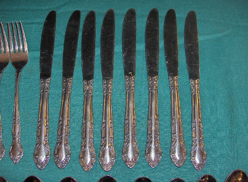 Supreme Stainless Flatware,Japan,31 Pcs,Floral,Scrolls  