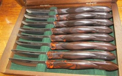   CUTCO # 1758 8 PIECE STEAK KNIFE SET IN ORIGINAL WOODEN BOX EXCELLENT