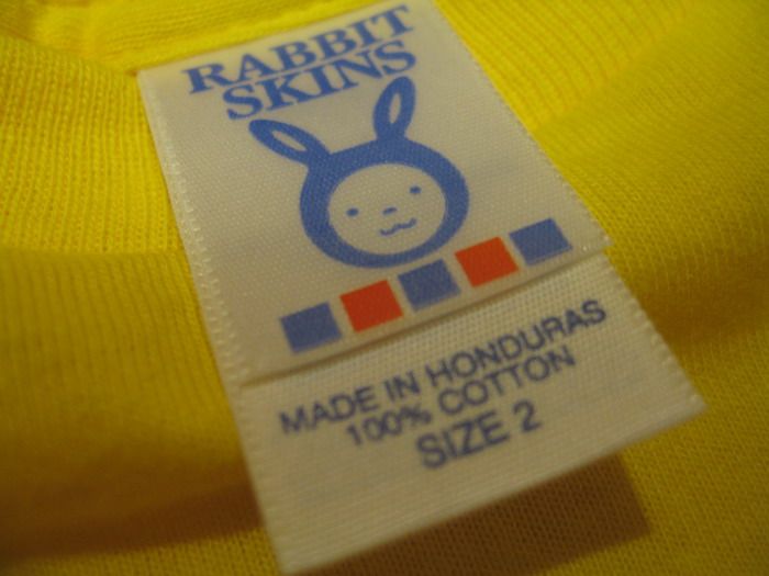 APPLE logo T SHIRT Yellow 2T Toddler NEW NWOT Boy Girl  