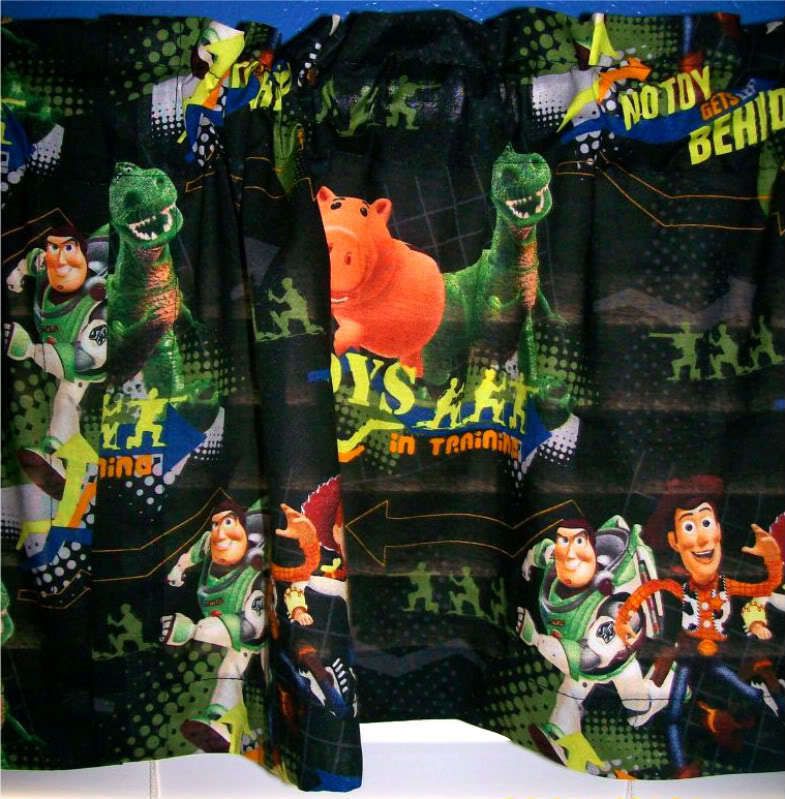 Disney BLACK BUZZ LIGHTYEAR WOODY TOY STORY 3 VALANCE  