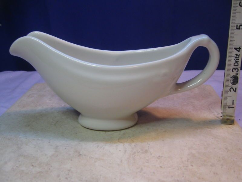 Heavy Cream / White Hall China Gravy Boat ∞ WWII Era ◄  