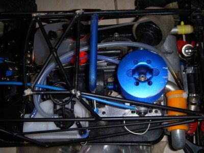 TEAM ASSOCIATED MGT 8.0 MONSTER GT 18 SCALE NITRO RC w/ EXTRA PARTS 