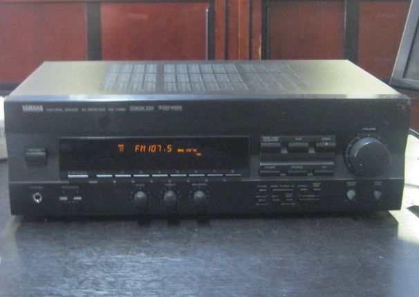 Yamaha Receiver Model RX V392  